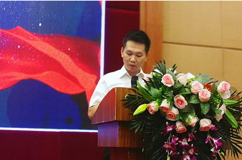 泽亚咨询之热烈祝贺LY管理变革誓师大会顺利召开